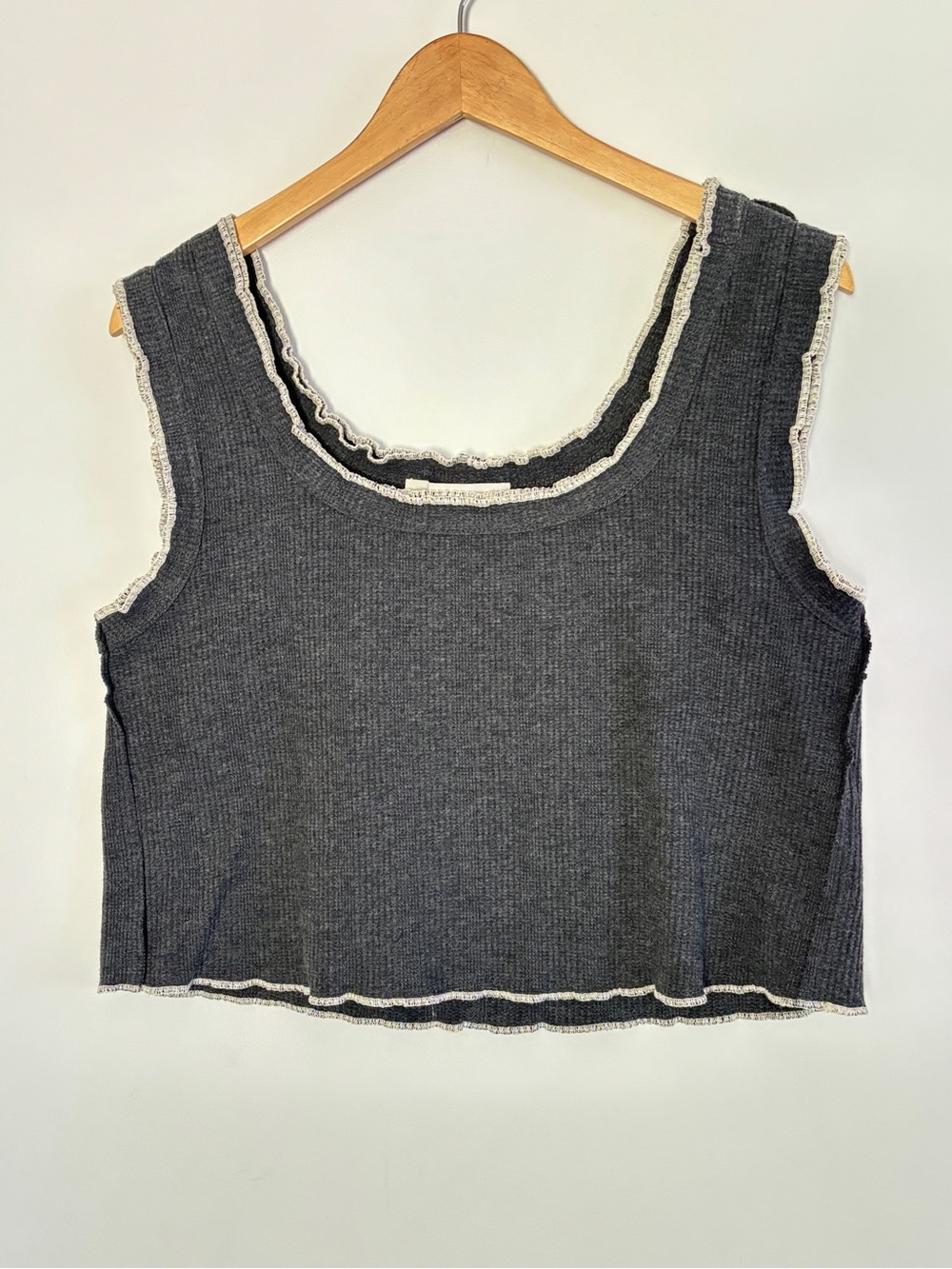 Natural Life Sunroom Ruffle Tank Top Gray Ribbed Cropped Size Large *A74